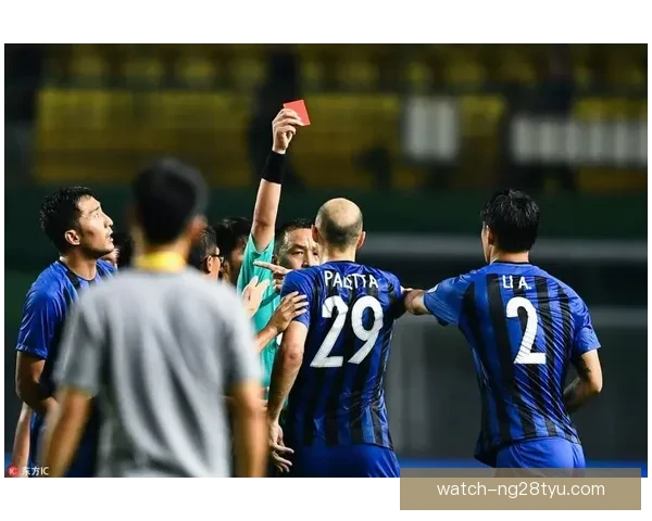 毛罗节目反击判罚争议引爆舆论场